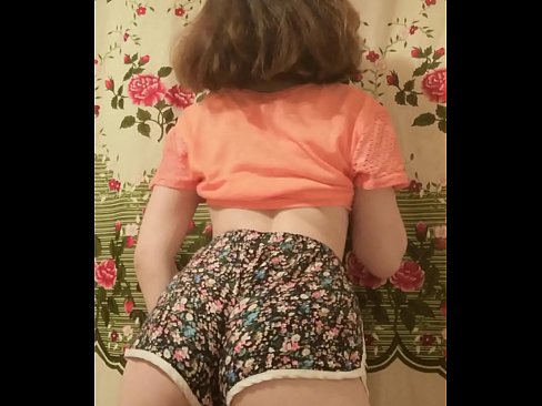 ❤️ Seksi enom bayek stripping mati dheweke kathok cendhak ing kamera ❤ Super jinis ing pornojv.dreamypassionjourney.ru ❌️